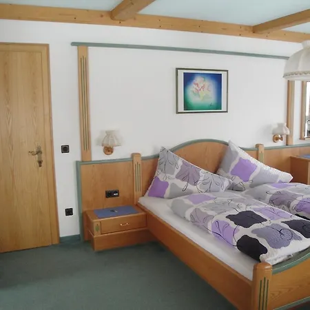 Apartment Haus Falger *